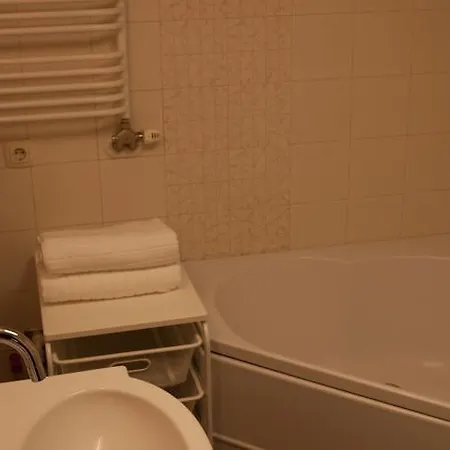 Luxury Kaunas Old Town Apartment Room photo